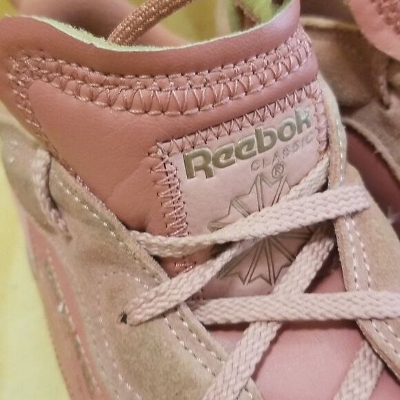 Reebok Classic Leather Cardi Sandy Rose Wmn's size 10 - Picture 9 of 10
